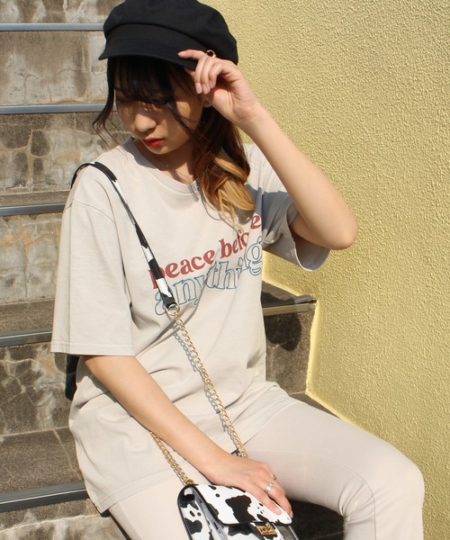 one way（ワンウェイ）の「【oneway Jeans】ピグメント刺繍Tシャツ（Tシャツ/カットソー・レディース・ホワイト/ライトブルー/ブラック/ライトブラウン/ライトイエロー・FREE）」の2枚目の写真