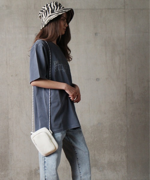 one way（ワンウェイ）の「【oneway Jeans】ピグメント刺繍Tシャツ（Tシャツ/カットソー・レディース・ホワイト/ライトブルー/ブラック/ライトブラウン/ライトイエロー・FREE）」の11枚目の写真