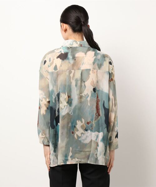 ANAP（アナップ）の「ニュアンスパターンオーバーサイズシャツ（シャツ/ブラウス・レディース・ベージュ/グリーン・FREE）」の15枚目の写真