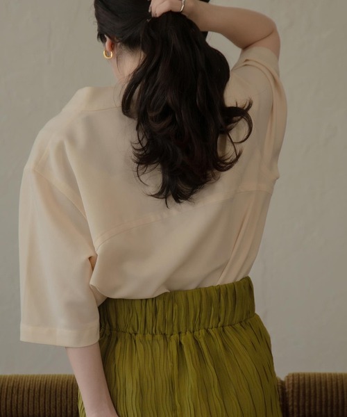 lawgy（ラウジー）の「short sleeve v cut（Tシャツ/カットソー・レディース・ベージュ/ブラウン/イエロー/アイボリー・FREE）」の17枚目の写真