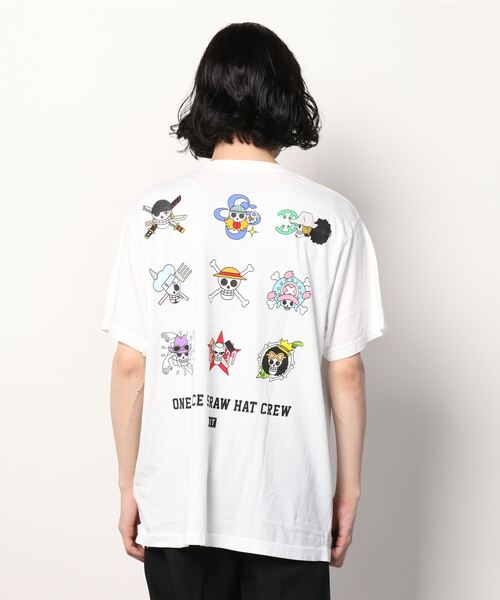 BAIT（ベイト）の「BAIT ONEPIECE ワンピース STRAWHAT SKULLS TEE 215-OPC-TEE-003（Tシャツ/カットソー・メンズ・ホワイト・LARGE/XX-LARGE/MEDIUM/X-LARGE）」の12枚目の写真