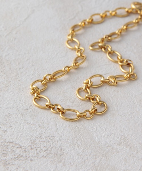 MADEMOISELLE ROPE'（マドモアゼル ロペ）の「ボリュームチェーンネックレス（ネックレス・レディース・ゴールド・FREE）」の3枚目の写真