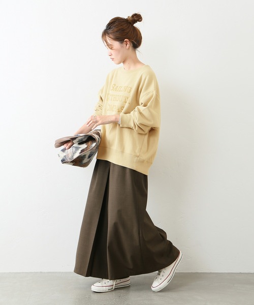 JOURNAL STANDARD(ジャーナルスタンダード)の「スウェットロゴプリント◆(スウェット・レディース・ブラック/ベージュ/ブルー・FREE)」の5枚目の写真