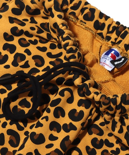 atmos（アトモス）の「atmos x RUSSELL ATHLETIC SWEAT SHORTS / アトモス ラッセル アスレティック スウェットショーツ 【SP】（スウェットパンツ・メンズ・ブラック/その他1/その他2・M/L/XL）」の18枚目の写真