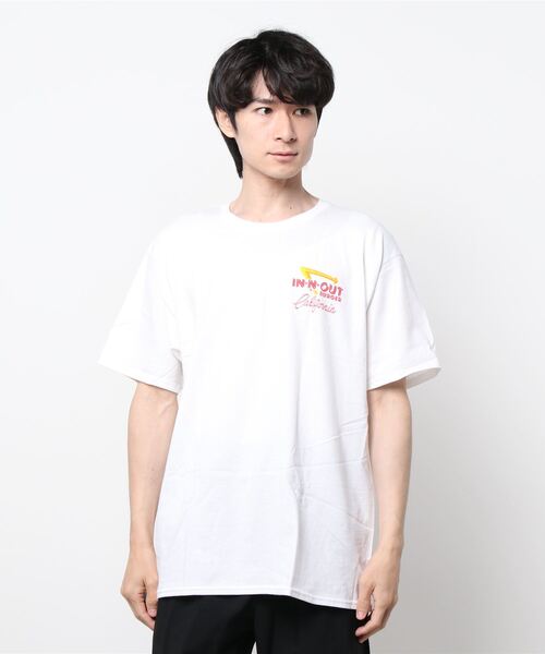 In-N-Out Burger（インアンドアウトバーガー）の「【IN-N-OUT BURGER】インアンドアウト バーガー グラフィック ショートスリーブ Tシャツ（Tシャツ/カットソー・メンズ・ホワイト系その他6/ホワイト系その他5/ブラック系その他/ホワイト系その他7/ホワイト系その他3/ホワイト系/ブラック系その他5/ブラック系その他2/ホワイト系その他2/ホワイト系その他/ホワイト系その他4/ホワイト系3/ブラック系その他4/ホワイト系2/ホワイト系4/ブラック系その他3/ホワイト系1/ホワイト/ブラック・MEDIUM/X-LARGE/LARGE）」の11枚目の写真