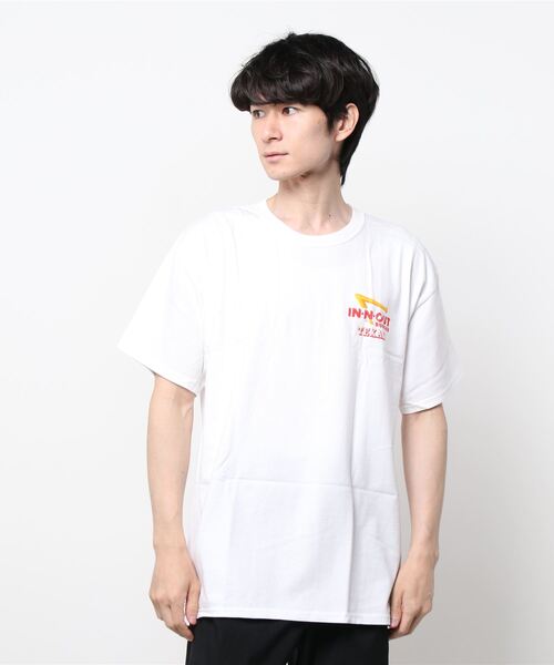 In-N-Out Burger（インアンドアウトバーガー）の「【IN-N-OUT BURGER】インアンドアウト バーガー グラフィック ショートスリーブ Tシャツ（Tシャツ/カットソー・メンズ・ホワイト系その他6/ホワイト系その他5/ブラック系その他/ホワイト系その他7/ホワイト系その他3/ホワイト系/ブラック系その他5/ブラック系その他2/ホワイト系その他2/ホワイト系その他/ホワイト系その他4/ホワイト系3/ブラック系その他4/ホワイト系2/ホワイト系4/ブラック系その他3/ホワイト系1/ホワイト/ブラック・MEDIUM/X-LARGE/LARGE）」の14枚目の写真