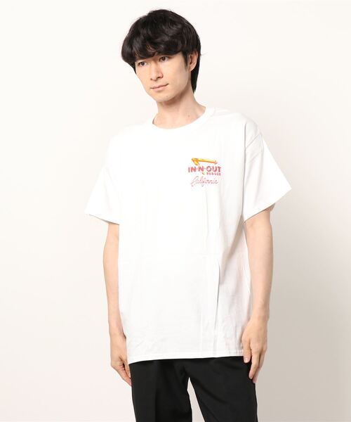 In-N-Out Burger（インアンドアウトバーガー）の「【IN-N-OUT BURGER】インアンドアウト バーガー グラフィック ショートスリーブ Tシャツ（Tシャツ/カットソー・メンズ・ホワイト系その他6/ホワイト系その他5/ブラック系その他/ホワイト系その他7/ホワイト系その他3/ホワイト系/ブラック系その他5/ブラック系その他2/ホワイト系その他2/ホワイト系その他/ホワイト系その他4/ホワイト系3/ブラック系その他4/ホワイト系2/ホワイト系4/ブラック系その他3/ホワイト系1/ホワイト/ブラック・MEDIUM/X-LARGE/LARGE）」の3枚目の写真