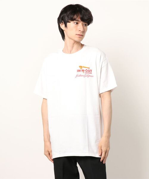 In-N-Out Burger（インアンドアウトバーガー）の「【IN-N-OUT BURGER】インアンドアウト バーガー グラフィック ショートスリーブ Tシャツ（Tシャツ/カットソー・メンズ・ホワイト系その他6/ホワイト系その他5/ブラック系その他/ホワイト系その他7/ホワイト系その他3/ホワイト系/ブラック系その他5/ブラック系その他2/ホワイト系その他2/ホワイト系その他/ホワイト系その他4/ホワイト系3/ブラック系その他4/ホワイト系2/ホワイト系4/ブラック系その他3/ホワイト系1/ホワイト/ブラック・MEDIUM/X-LARGE/LARGE）」の7枚目の写真