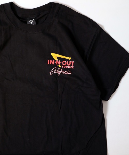 In-N-Out Burger（インアンドアウトバーガー）の「【IN-N-OUT BURGER】インアンドアウト バーガー グラフィック ショートスリーブ Tシャツ（Tシャツ/カットソー・メンズ・ホワイト系その他6/ホワイト系その他5/ブラック系その他/ホワイト系その他7/ホワイト系その他3/ホワイト系/ブラック系その他5/ブラック系その他2/ホワイト系その他2/ホワイト系その他/ホワイト系その他4/ホワイト系3/ブラック系その他4/ホワイト系2/ホワイト系4/ブラック系その他3/ホワイト系1/ホワイト/ブラック・MEDIUM/X-LARGE/LARGE）」の15枚目の写真