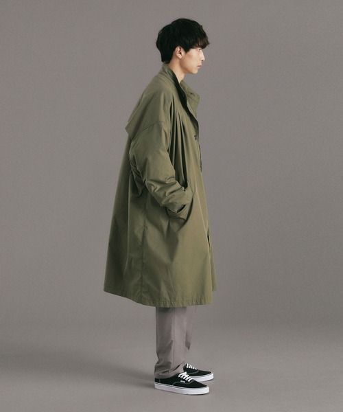 DELUXE(デラックス)の「D65- INKFISH(ノーカラーコート・メンズ・ブラック/オリーブ・S/M/L)」の18枚目の写真