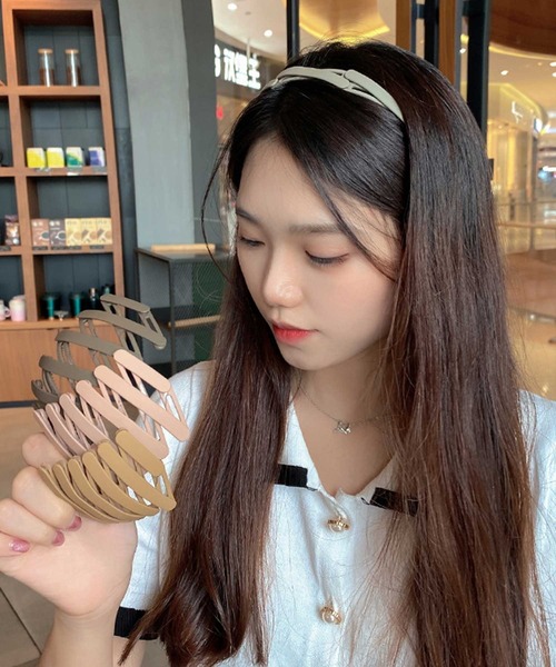 juweel（ユウェル）の「レディース たためるカチューシャ（カチューシャ・レディース・ブラック/グレー/ベージュ/カーキ/イエロー・FREE）」の7枚目の写真