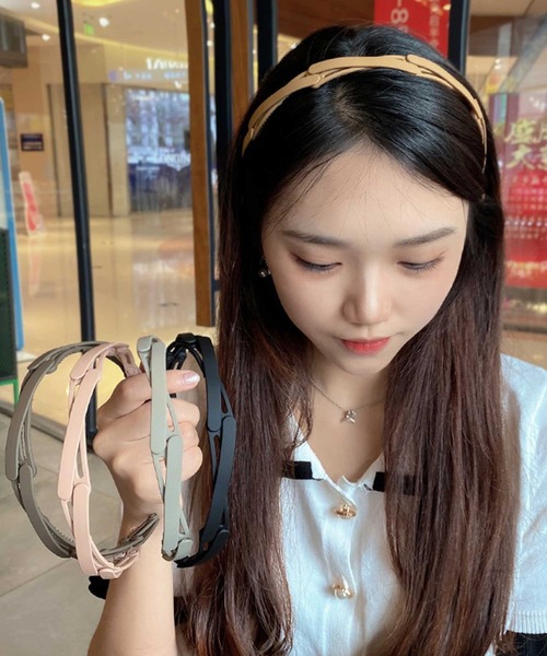 juweel（ユウェル）の「レディース たためるカチューシャ（カチューシャ・レディース・ブラック/グレー/ベージュ/カーキ/イエロー・FREE）」の8枚目の写真