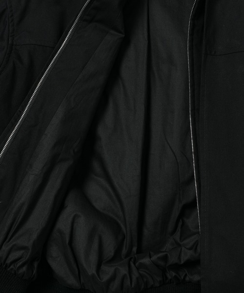 LEMAIRE(ルメール)の「DOUBLE BLOUSON WITH RIBS(ブルゾン・レディース・ブラック/ホワイト系その他・36/34)」の5枚目の写真