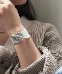 「Nothing And Others/ナッシングアンドアザーズ」Waveline Bangle