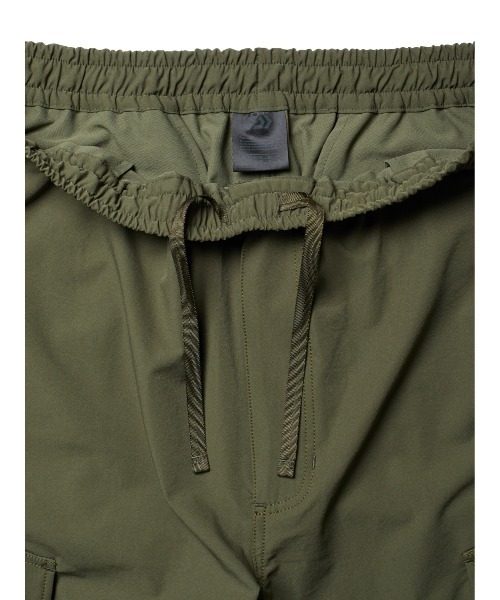 UNION（ユニオン）の「DAIWA PIER 39 TECH LOOSE STRETCH 6P MIL PANT ダイワピア39 UNION ユニオン（その他パンツ・メンズ・オリーブ/ブラック・MEDIUM/LARGE/SMALL）」の5枚目の写真