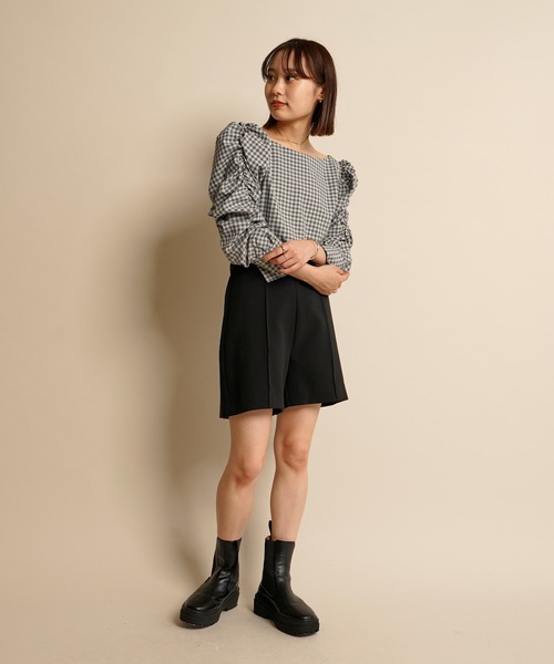 mline（エムライン）の「[mline] WEB限定 ギャザーパフブラウス（シャツ/ブラウス・レディース・ブラック/グレー/グリーン/アイボリー・FREE）」の17枚目の写真