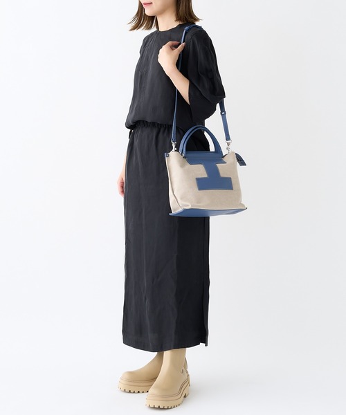 IACUCCI（イアクッチ）の「ソルベット S CANVAS/CERVO ≪限定カラー≫（ハンドバッグ・レディース・ブルー・FREE）」の4枚目の写真