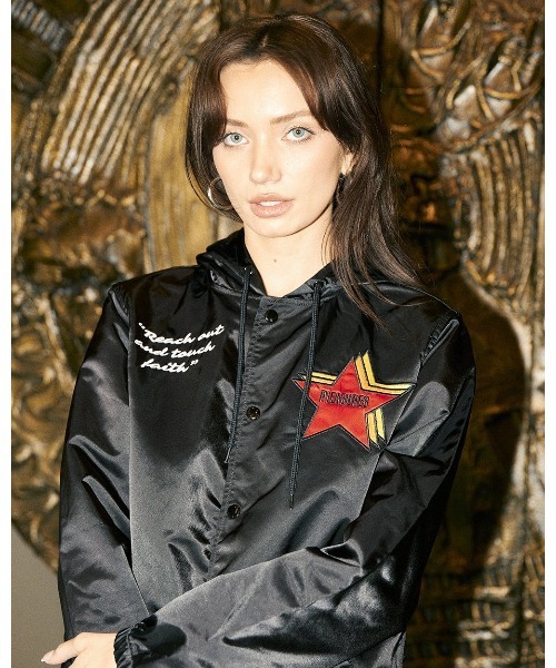 PLEASURES（プレジャー）の「BERLIN SATIN COACHES JACKET（ブルゾン・メンズ・ブラック・XL/L/M）」の6枚目の写真