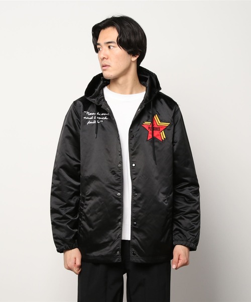 PLEASURES（プレジャー）の「BERLIN SATIN COACHES JACKET（ブルゾン・メンズ・ブラック・XL/L/M）」の11枚目の写真