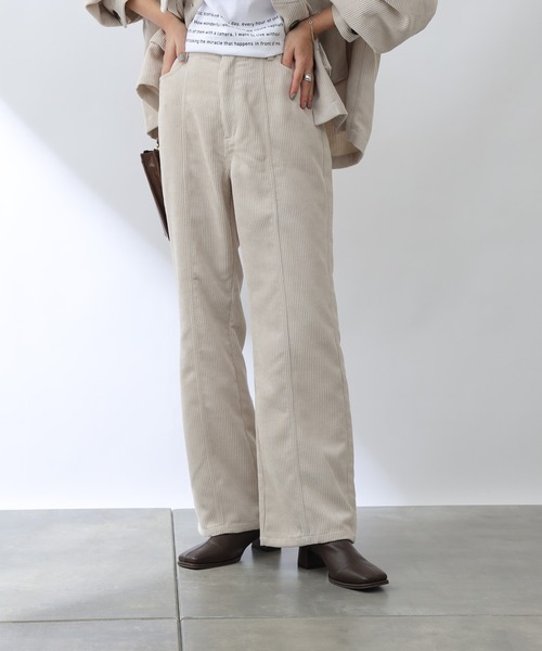 COLONY 2139(コロニートゥーワンスリーナイン)の「コール天フレアパンツ/コーデュロイパンツ(その他パンツ・レディース・ブルー/アイボリー/カーキ/チャコールグレー・LARGE/MEDIUM)」の18枚目の写真