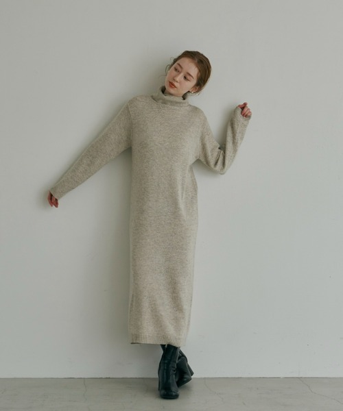 hinari（ヒナリ）の「タートルニットワンピース（ワンピース・レディース・ライトグレー/ブラウン・SMALL/FREE）」の18枚目の写真