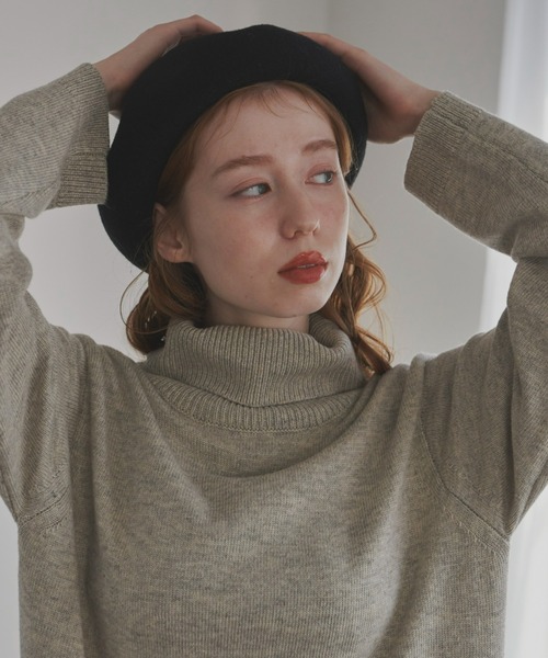 hinari（ヒナリ）の「タートルニットワンピース（ワンピース・レディース・ライトグレー/ブラウン・SMALL/FREE）」の9枚目の写真