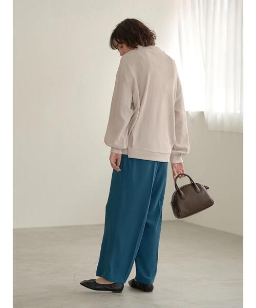 earth music&ecology（アースミュージックアンドエコロジー）の「タックギャザーワイドパンツ ＊（その他パンツ・レディース・ブラック/ダークグリーン/ベージュ/マスタード・M/L）」の17枚目の写真