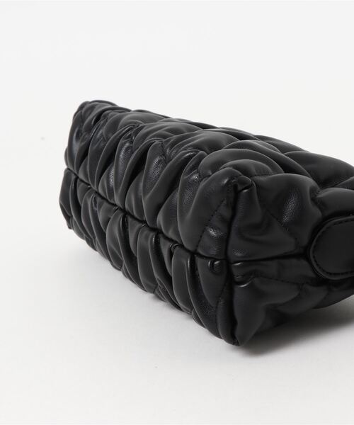 N.（N. Natural Beauty Basic）（エヌエヌナチュラルビューティーベーシック）の「キルティングミニショルダーバッグ（ショルダーバッグ・レディース・ブラック/パープル・ﾌﾘ-）」の5枚目の写真