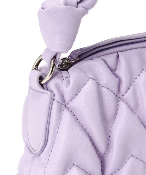 N.（N. Natural Beauty Basic）（エヌエヌナチュラルビューティーベーシック）の「キルティングミニショルダーバッグ（ショルダーバッグ・レディース・ブラック/パープル・ﾌﾘ-）」の12枚目の写真