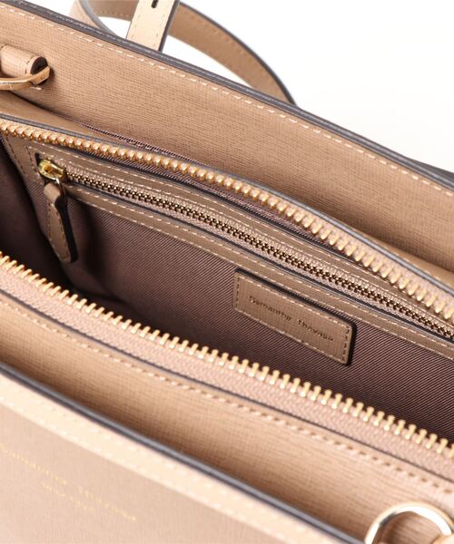 Samantha Thavasa（サマンサタバサ）の「イタリアンスプレットレザースクエアトートバッグ 小サイズ（トートバッグ・レディース・ブラック/ダークグレー/ベージュ・FREE）」の7枚目の写真