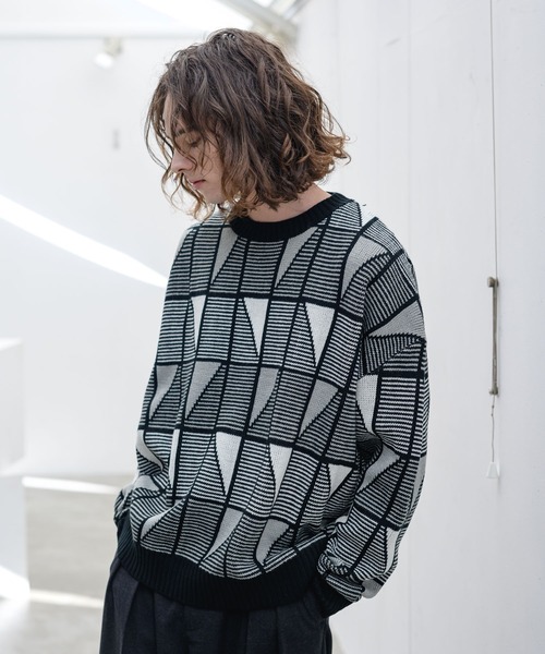 CASPER JOHN(キャスパージョン)の「Monotone pattern big knit/モノトーンパターンビッグニット(ニット/セーター・メンズ・ブラック/ブラック系その他・SMALL/MEDIUM/LARGE)」の7枚目の写真