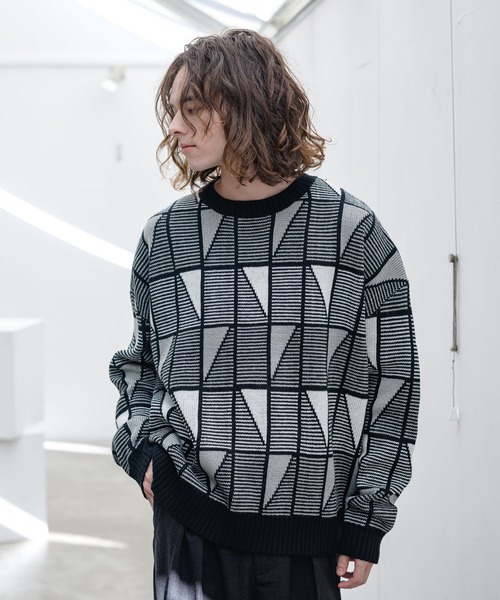 CASPER JOHN(キャスパージョン)の「Monotone pattern big knit/モノトーンパターンビッグニット(ニット/セーター・メンズ・ブラック/ブラック系その他・SMALL/MEDIUM/LARGE)」の6枚目の写真