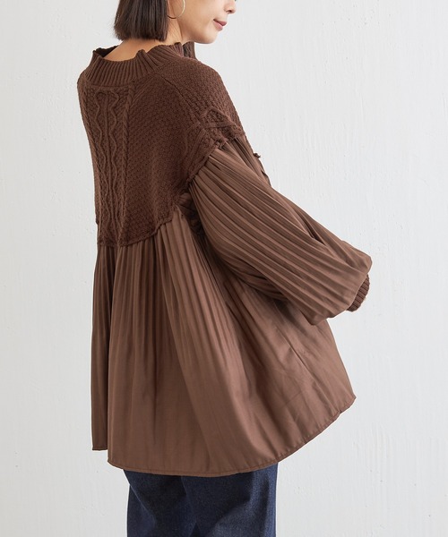 BONbazaar（ボンバザール）の「プリーツ切替チュニックニット（ニット/セーター・レディース・ブラック/ブラウン・FREE）」の5枚目の写真