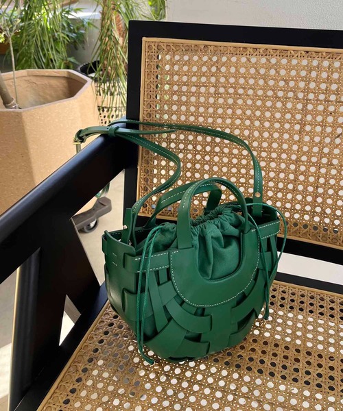 CAPRICIEUX LE'MAGE(カプリシューレマージュ)の「ハーフムーンメッシュショルダーバッグ(ショルダーバッグ・レディース・イエロー/グリーン/アイボリー・FREE)」の19枚目の写真