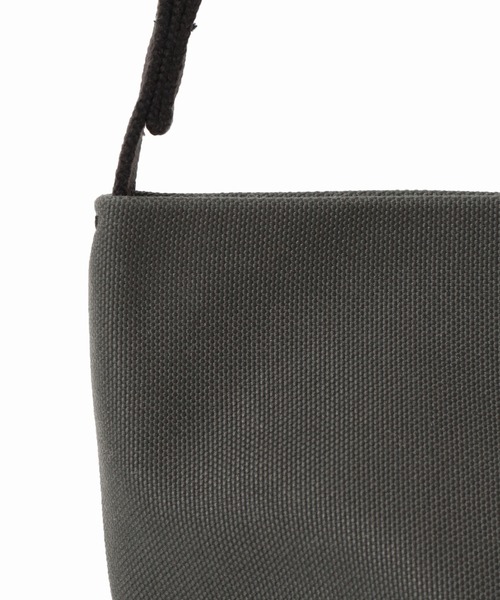 ORCIVAL（オーシバル）の「【ORCIVAL / オーシバル】 LCV SHOULDER POUCH MEDIUM：バッグ◆（ショルダーバッグ・レディース・ホワイト/ブラック/ベージュ・FREE）」の12枚目の写真