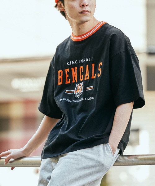 WEGO（ウィゴー）の「∴WEGO/別注 NFL ラインリブBIGT（Tシャツ/カットソー・メンズ・ダークグリーン/ブルー/ネイビー/パープル/ホワイト/杢グレー/ブラック/ターコイズブルー/ブラック系その他・LARGE/MEDIUM）」の18枚目の写真