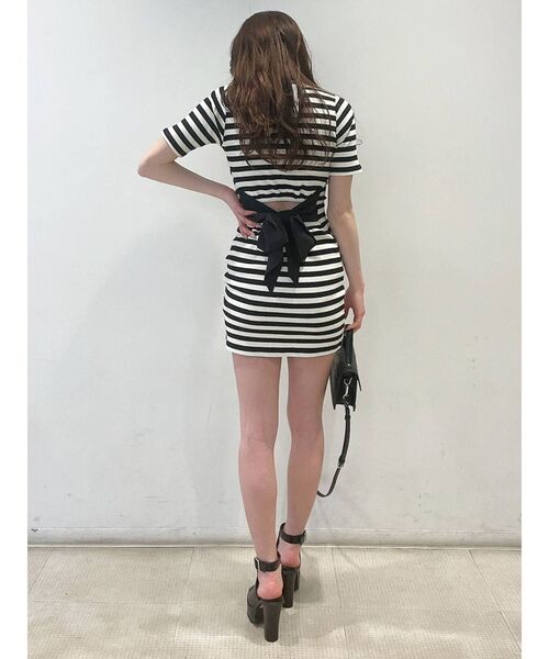 GYDA（ジェイダ）の「BACKリボンワンピース（ワンピース・レディース・ブラック/ベージュ/その他1・FREE）」の20枚目の写真