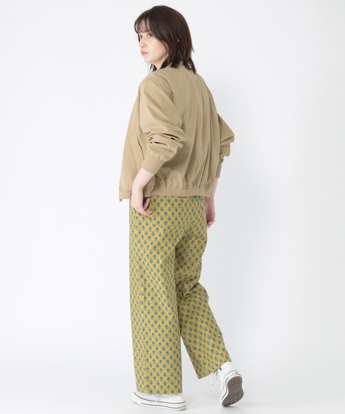 studio CLIP(スタディオクリップ)の「ノーカラーMA-1(MA-1・レディース・ベージュ/カーキ・FREE)」の4枚目の写真