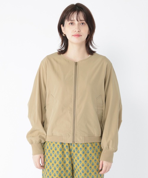 studio CLIP(スタディオクリップ)の「ノーカラーMA-1(MA-1・レディース・ベージュ/カーキ・FREE)」の6枚目の写真