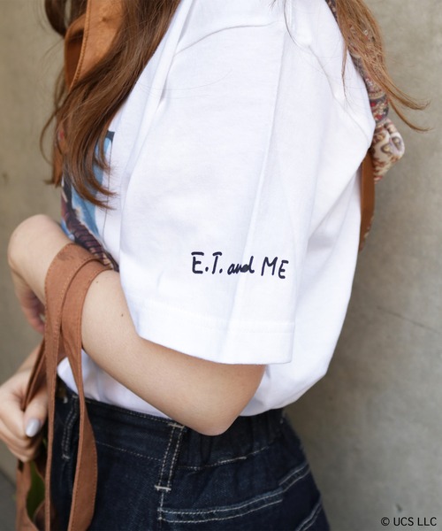 ACCOMMODE(アコモデ)の「E.T. フィルムアートTシャツ(Tシャツ/カットソー・レディース・A/B・FREE)」の4枚目の写真