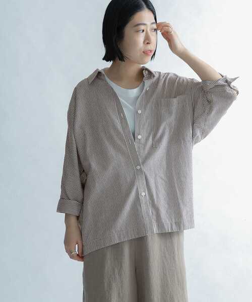 FORK&SPOON(フォークアンドスプーン)の「FORK&SPOON ドルマン7分袖シャツ(シャツ/ブラウス・レディース・ブラウン/ブルー・1)」の2枚目の写真