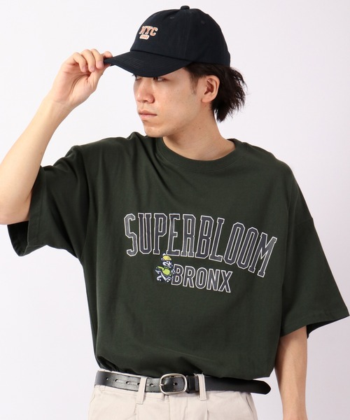 FUNALIVE(ファンアライブ)の「SUNNY APARTMENT USAコットン ビックシルエット 刺繍/プリント 半袖Tシャツ(Tシャツ/カットソー・メンズ・その他1/その他3/L/N/P/R/U/X/C/J/I/K/W/M/D/Q/E/Y/F/V/S/B/A/H/T/G/Z/その他4/その他5/O/その他/その他2・LL/M/L)」の3枚目の写真