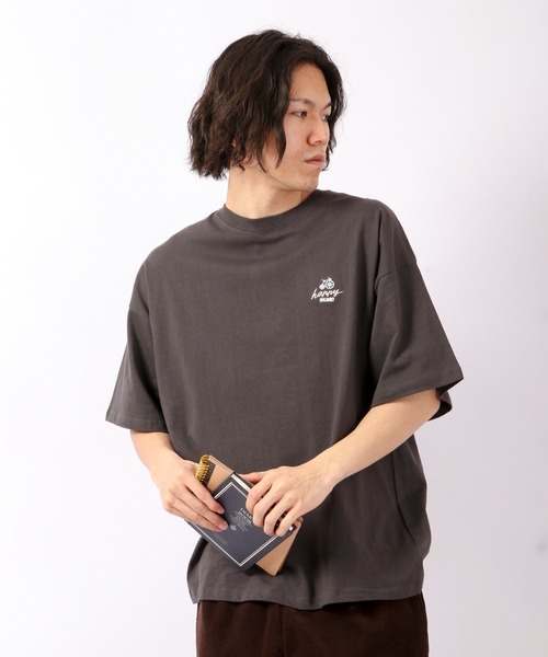 FUNALIVE(ファンアライブ)の「SUNNY APARTMENT USAコットン ビックシルエット 刺繍/プリント 半袖Tシャツ(Tシャツ/カットソー・メンズ・その他1/その他3/L/N/P/R/U/X/C/J/I/K/W/M/D/Q/E/Y/F/V/S/B/A/H/T/G/Z/その他4/その他5/O/その他/その他2・LL/M/L)」の16枚目の写真
