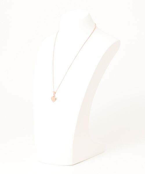 Ted Baker(テッドベーカー)の「HEIDIO T ハート ペンダント(ネックレス・レディース・ゴールド系その他・O/S)」の2枚目の写真