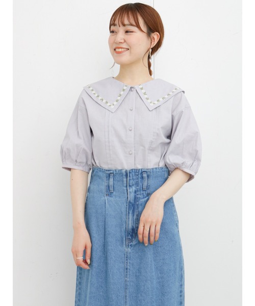 ehka sopo（エヘカソポ）の「花刺繍衿ブラウス（シャツ/ブラウス・レディース・グレー/オフホワイト/キナリ・ﾌﾘ-）」の3枚目の写真