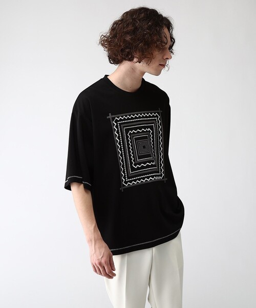 tk.TAKEO KIKUCHI（ティーケータケオキクチ）の「◆Flame gimmick Tシャツ（Tシャツ/カットソー・メンズ・ホワイト/ブラック・02/03）」の5枚目の写真