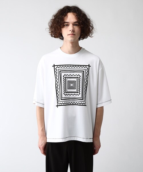 tk.TAKEO KIKUCHI（ティーケータケオキクチ）の「◆Flame gimmick Tシャツ（Tシャツ/カットソー・メンズ・ホワイト/ブラック・02/03）」の6枚目の写真