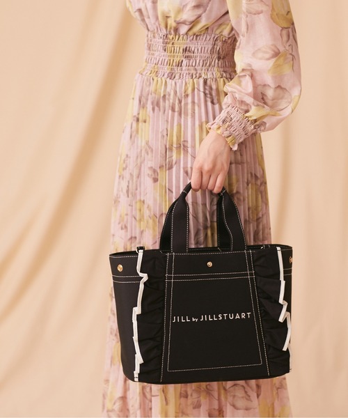 JILL by JILL STUART（ジルバイジルスチュアート）の「フリルトート（大）（トートバッグ・レディース・ホワイト/ブラック/モカ・FREE）」の15枚目の写真