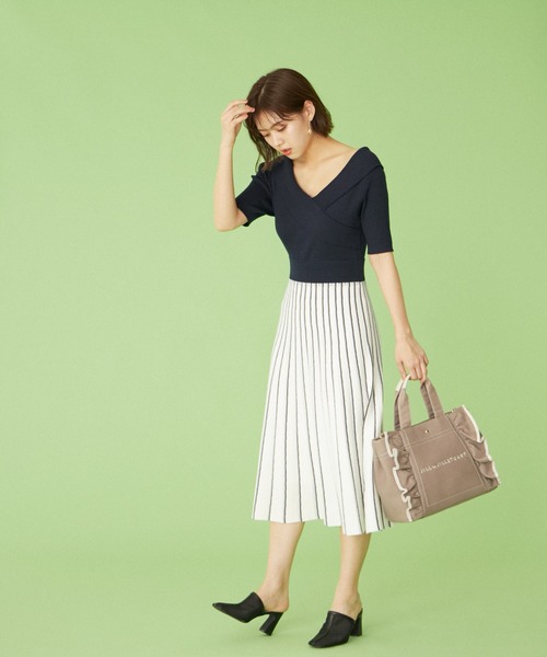 JILL by JILL STUART（ジルバイジルスチュアート）の「フリルトート（大）（トートバッグ・レディース・ホワイト/ブラック/モカ・FREE）」の19枚目の写真