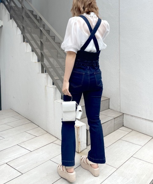 OLIVE des OLIVE（オリーブデオリーブ）の「配色ステッチサロペット（サロペット/オーバーオール・レディース・ブラック/ブラウン/ワンウォッシュ・FREE）」の21枚目の写真